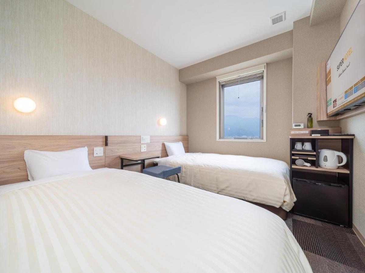 Super Hotel Iyo Saijo Buitenkant foto